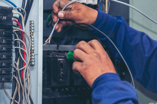 Best Local Electrician Companies  in Long Beach, NY